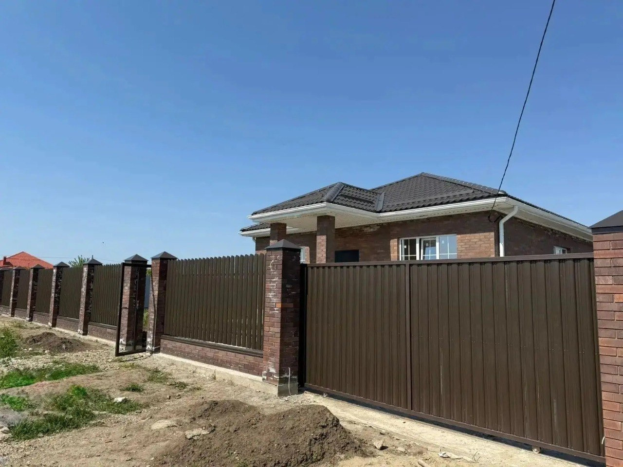 📍КРАСНОДАРСКИЙ КРАЙ
🏘️СТ. ВАСЮРИНСКАЯ
🧭ул. Набережная
📏110 кв.м. - площадь застройки
📏95 кв.м. - чистая площадь дома
🌳6 СОТОК ИЖС.
Все действующие
📝ИПОТЕКИ ПОДХОДЯТ
⚡15 кВт - электричество заведено в дом.
🚰Центральная вода заведена в дом.
🚽~15куб. - септик из расчета по яме.
🔥ГАЗ ЗАВЕДЕН В ДОМ ❗️

🛠