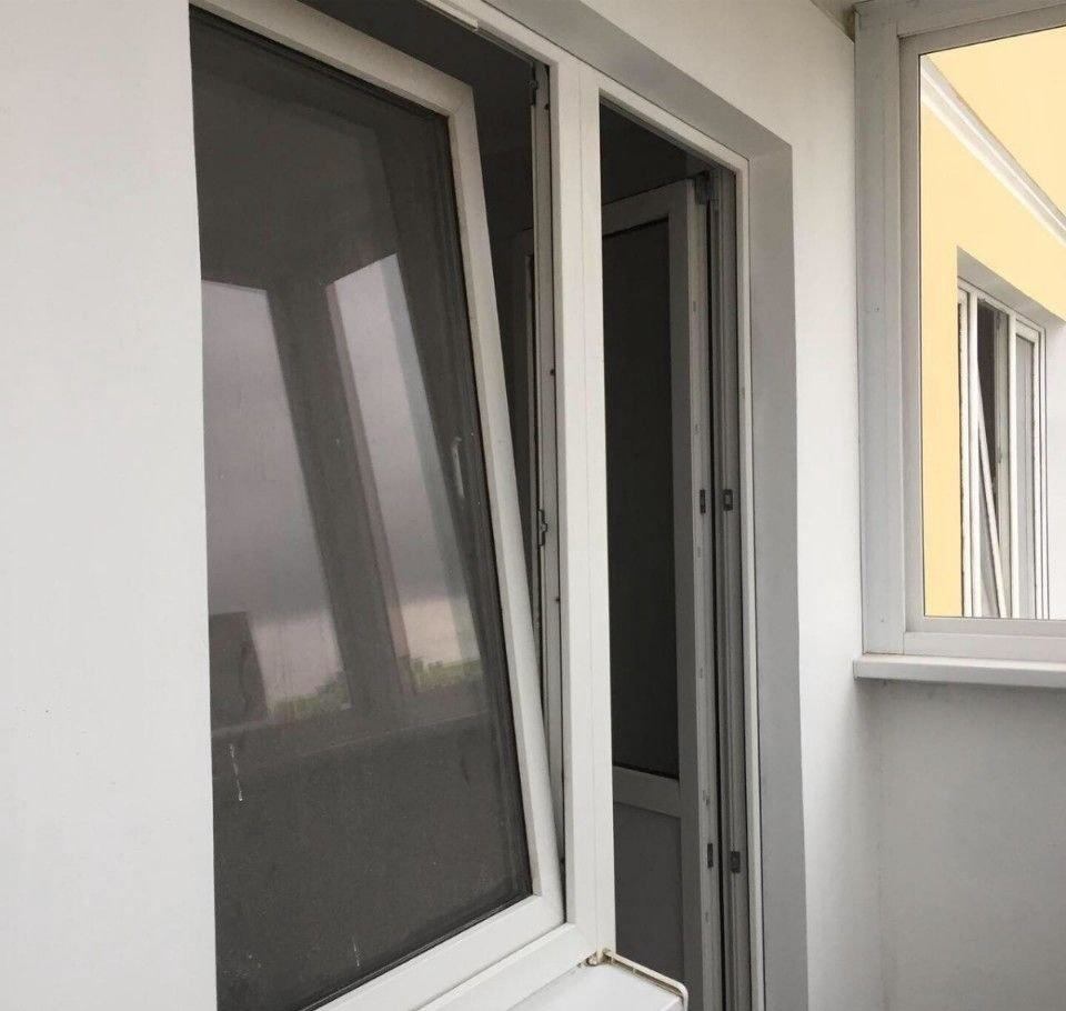 Продам новую квартиру с ремонтом. Никто не жил!!!  Один собственник! Остановка возле дома 5 маршрутов. во дворе строится школа, рядом детсад. Прогулочная зона, берег реки Кубань, детские площадки, велодородки. Самый зеленый и экологичный  район Краснодара. Выезд из города -3 км.